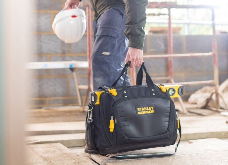 TORBA Z SZBYKIM DOST�PEM STANLEY FATMAX 80147 