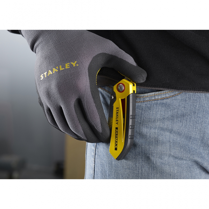 Nӯ SK�ADANY STANLEY FATMAX Z OSTRZEM TRAPEZOWYM 10827