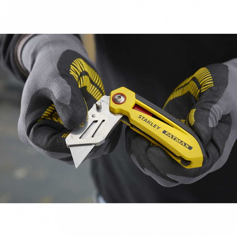 Nӯ SK�ADANY STANLEY FATMAX Z OSTRZEM TRAPEZOWYM 10827