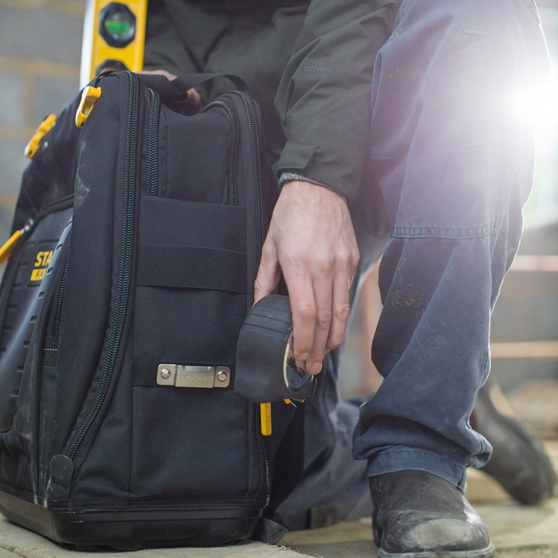PLECAK Z SZYBKIM DOST�PEM STANLEY FATMAX 80144
