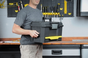 STANLEY SKRZYNIA NARZ�DZIOWA One Touch Latch 19” Z SZUFLAD� 70-316