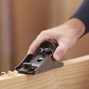 STRUG R�WNIAK STANDARD 12-220