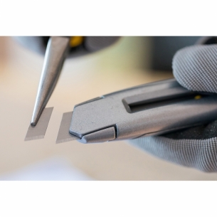 Nӯ INTERLOCK, OSTRZE �AMANE 18mm 10-018