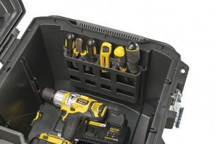 SKRZYNIA �REDNIEJ WIELKO�CI STANLEY FATMAX 73601