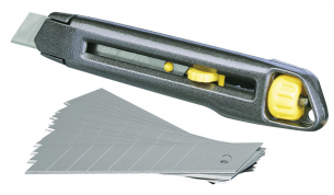 Nӯ INTERLOCK, OSTRZE �AMANE + 10 OSTRZY 18mm 8-10-018 